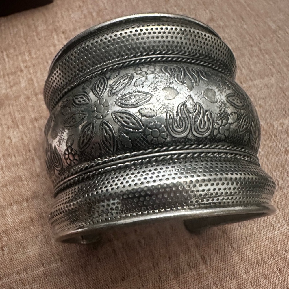 Silver Etched Cuff Bracelet - Picture 3 of 6